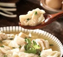 Clear Soup Pork Dumplings