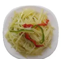 Sliced Potatoes with Green Pepper