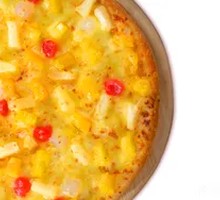 Fruit Medley Pizza with Crispy Edges