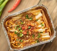 Aluminum-wrapped Garlic Enoki Mushrooms