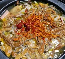 Big Foot Mushroom Stewed Chicken
