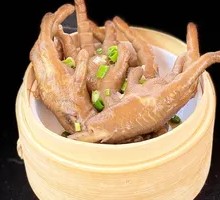 Spicy Braised Chicken Feet