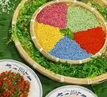 Colorful Hand-Roll Rice