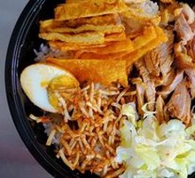 Mixed Sauce Noodles with Pork Trotter and Rice Noodle Roll