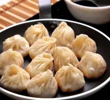 Pan-Fried Dumpling Buns