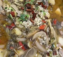 Sour Cabbage and Taro Chicken