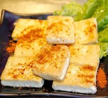 Spicy Fried Tofu Skewers