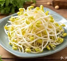 Bean sprouts