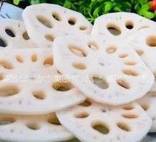 Stir-Fried Lotus Root Cubes