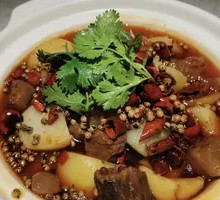 Braised Beef Brisket with Potatoes