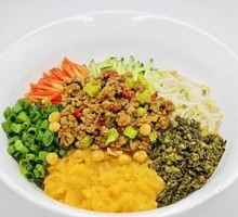 Mashed Potato and Beef Noodle Mix