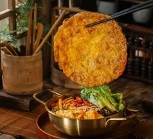 Famous Fried Egg Luosifen