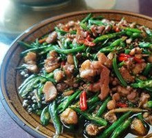 Spicy Pepper Chicken