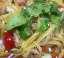 Potato Shredded Pork Noodles