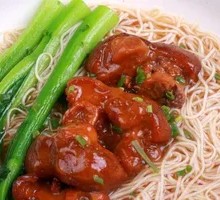 Pork Trotter Rice Noodles