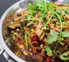 Qianjiang Chicken Offal and Beef Stir-fry