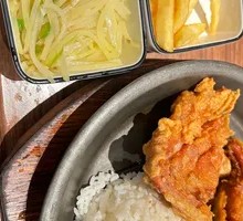 Crispy Kung Fu Chicken Rice