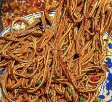 Shredded Tofu with Noodles