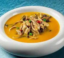Ganoderma Mushroom Stewed Pork Intestine