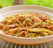 Pickled Pepper Duck Intestines