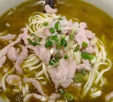 Sour Cabbage and Pork Noodles