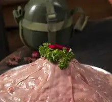 Sliced Pork Kidney with Big Knife