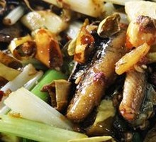 Sichuan-style Eel with Pickled Chili