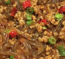 Stir-Fried Noodles with Meatballs