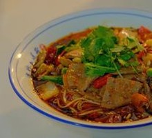 Sichuan-style Pickled Pepper Liver Noodles