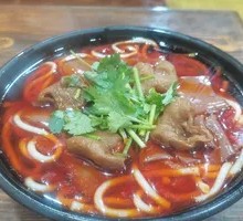 Intestine and Blood Rice Noodles