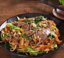 Beef Stir-Fried Rice Noodles