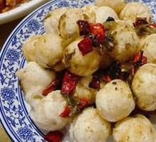 Sour Cabbage Stir-Fried Glutinous Rice Balls