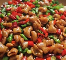 Double Pepper Stir-fried Intestines