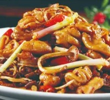 Tea Tree Mushroom and Pig Intestine Stir-fry