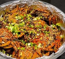 The Spicy Crab Sisters Who Were Taken Away