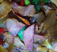 Cured Pork Stir-fried Sweet Potato Noodles