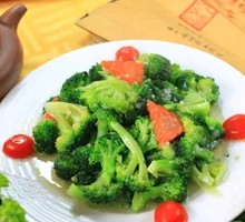 Spicy Roasted Broccoli