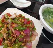 Spicy Chicken with Green Peppers