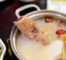 Beauty-Enhancing Tomato Duck Soup Pot