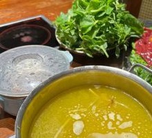 Sour Radish Duck Bone Soup