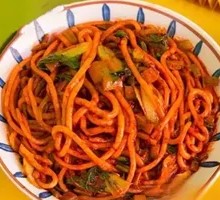 Fish tofu stir-fried rice noodles