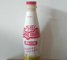 Freshly Ground Soy Milk