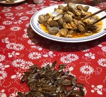 Signature Garlic Clams