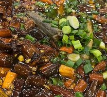 Boiled Eel in Spicy Sauce