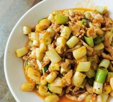 Fish-Flavored Shredded Pork Rice Bowl