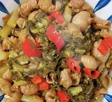 Sour Cabbage with Pork Intestines