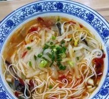 Sichuan-style Pickled Radish Noodles with Mild Chili