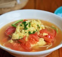Tomato and Egg Noodles