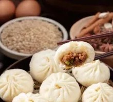 Sichuan Sauce Pork Bun