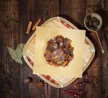 Braised Goose with Fragrant Sauce